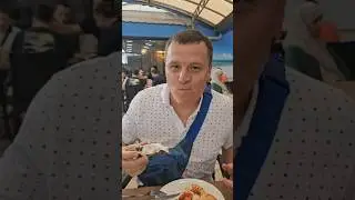 Ем устрицы в Батуми 😁