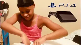 SURPRISING MY SISTER WITH A PS4!!!