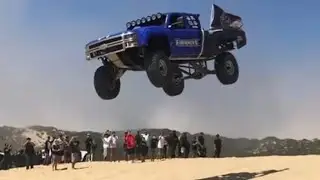 2020 FULL SENDS _ Pre Runners & Trophy Trucks WINS & FAILS _ Baja Desert Racing ( 1080 X 1080 )