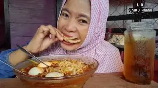 MUKBANG MIE PEDAS CEKER AYAM @lhuluanimo