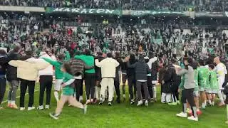 Maraton Grubu maçın ardından futbolcularla galibiyeti kutladı