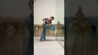 用牆 拉腳 #瑜珈 #拉伸 #hamstrings #stretching #hongkong #香港 #廣東話 #學廣東話 #yoga #voiceover #yogatutorial #wall