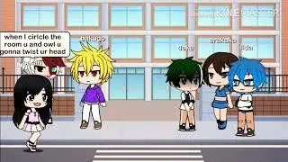 Looking at me//glmv//bnha/😀