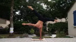One Arm Handstand - 3 Basic Positions (7 years later)
