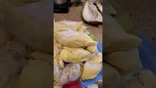 Super Yummy Vietnamese Durian 超级美味的越南榴莲