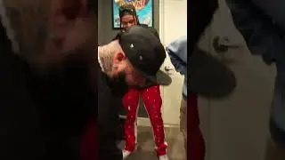 FARRUKO ENSEÑA SUS DEDOS DE MOZARELLA 😂 #CvrbobVrmorVlog