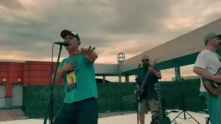 Рваный Сандаль - Танцами (выступление в ТЦ ИЮНЬ)
