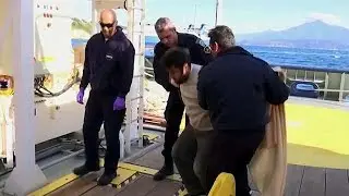 Перевозка беженцев в Европу прибыльное дело
