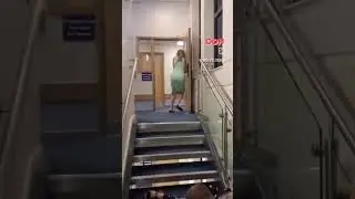 По барам