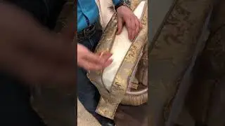 Вскрыли диван. Внутри - ШОК