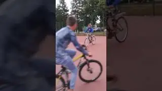 Становимся на козла