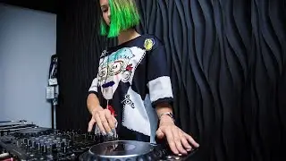 Miss Monique - MiMo Weekly Podcast #2 21.09.2018 [Progressive Music]