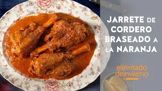 {Jarrete de cordero} braseado a la naranja, suculento guiso a fuego lento