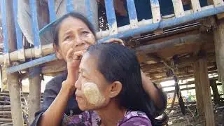 Talk in the Mae Sot Dump