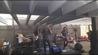 TOMADA.............ao VIVO.....direto do Tendal da Lapa