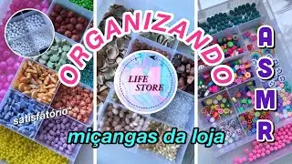 organizando miçangas da minha lojinha *online* | Mariana Vargas