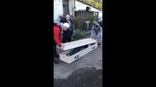 СТАС БАРЕЦКИЙ МАРАФОН С ГРОБАМИ