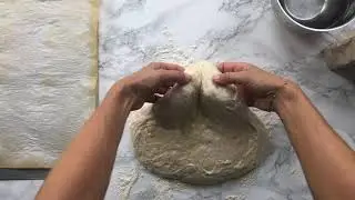 Sourdough bread rolls - how to shape them
