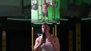 Bodybuilders casually max out machines 