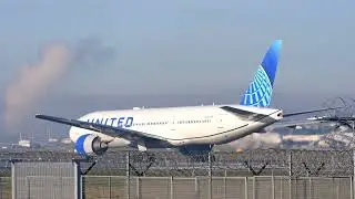 UNITED AIRLINES 777 222ER