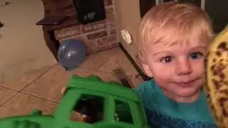 Adorable Kid Can't Say the Word Banana - 1006700