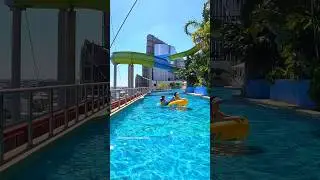 Lazy River on a Bangkok Rooftop?! 💦🤣 