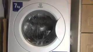 Indesit Prime PWE71420 Washing Machine : Outwear 'Cool wash'