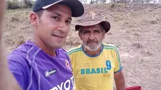 grande alegria ser bem recebido na comunidade do CABANO pelo amigo MUNDINHO E SUA ESPOSA  ANA