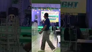 The singing mayor