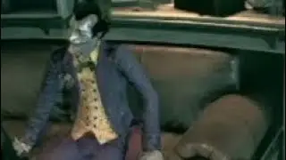 Joker cripples Oracle in a flashback
