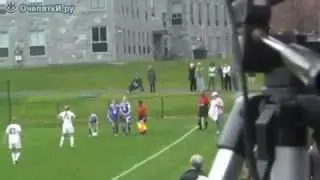 Женский футбол такой женский