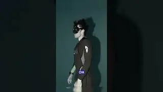 Он спустился в самый глубокий бассейн 😱