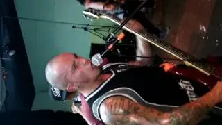 Scumxcrew-Castigo (En vivo-Medellín)