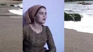 Фараҳноз бо овози зинда мехонад бе асбоб