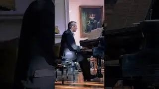 “Fly” - Ludovico Einaudi