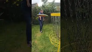 In your face. #discgolf