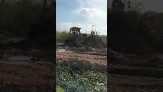 Amazing Strong Power Bulldozer Push Clearing Dirt
