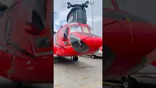 Вертолёты в порту 