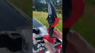 Пила 2 аккумулятори