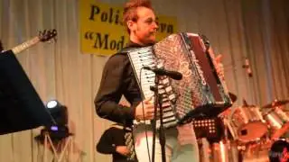 KADIN CUMBIA