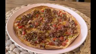 Çıtır çıtır lahmacun tarifi - Hamur açmakla uğraşma