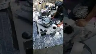 Speed drawing aerosol paints on the street