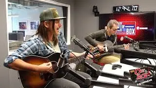 Duane Betts Performs "Saints To Sinners" With Johnny Stachela