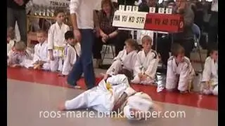 Roos-Marie wint met ippon
