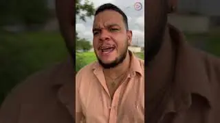 Ele ajudou essa moça por esse motivo.