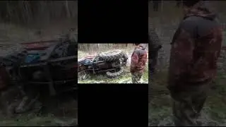 Прилёг полежать, трактор не наш