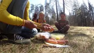 Майские праздники. Пикник в лесу.