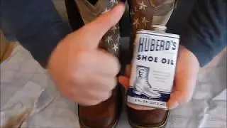 Conditioning boots with Huberd's shoe Oil