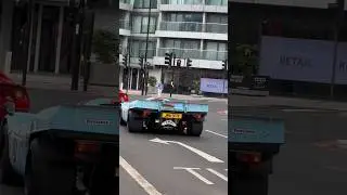 Porsche 917K driving in Central London 😱😱