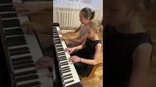 Алана и Дарима. Игра в 4 руки.